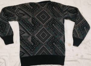Very Beautiful Warm Sweater Like Top