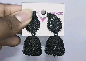 Elegant Black Jhumka Earrings