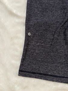 Lululemon crop pant small size