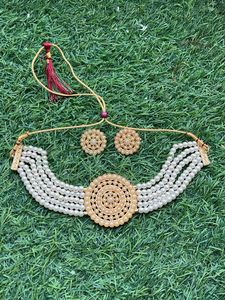 Pearl Choker Necklace with Earrings