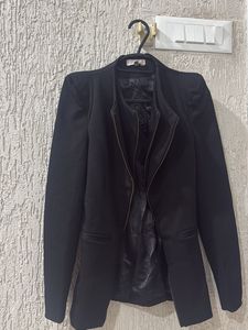 Chic Black Blazer Jacket