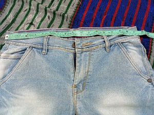 Stylish Light Wash Jeans