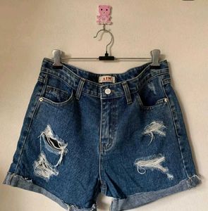 Trendy Distressed Denim Shorts