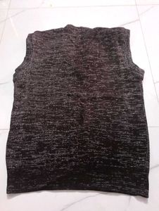 Vintage Sleeveless Knit Sweater Vest