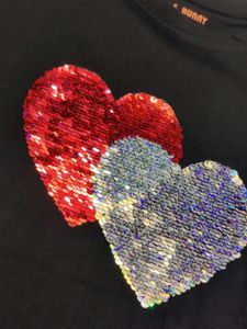 T-Shirt with  Sequins 3-4 years