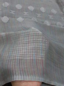 Elegant Grey Saree with Geometric Pattern