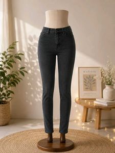 Classic Black wash Skinny Jeans