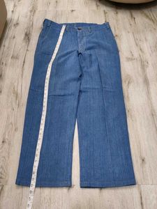 Ma5840 Arvind baggy jeans waist 36 inches