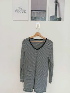 Striped V-Neck Long Sleeve Top