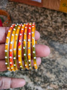 Earrings And Hair Clips An Bangle
