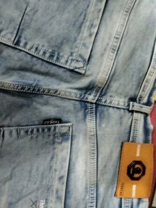 Light Wash Denim Jeans