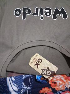Grey Graphic T-Shirt "Weirdo" XL