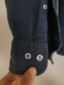 Men's Textured Button-Up Shirt