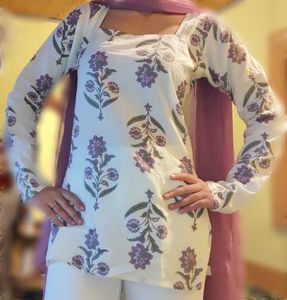 White Floral Printed Kurti with Dupatta | Cotton |