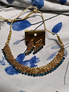 Gold &amp; Blue Gemstone Necklace Set