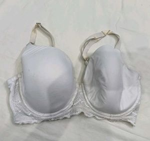 🪔 White Lace Trim Bra