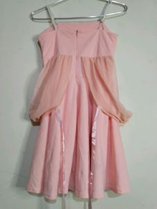 Dresses/ One Piece