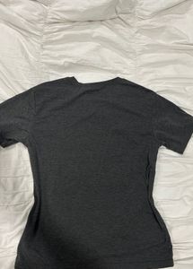 grey cat graphic tee