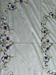 Embroidered floral design White Bedsheet Set
