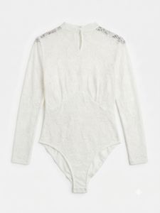 Elegant White Lace Long Sleeve Top