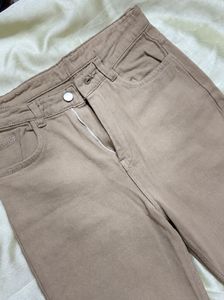 Women’s beige/tan straight-fit jeans