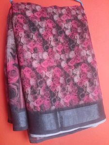 Floral Print Saree with Metallic Border