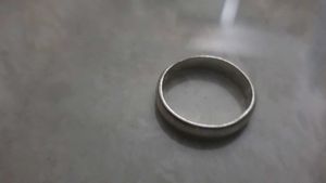 Simple Silver no Band Ring