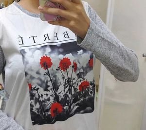 GUESS Unique Long Sleeve Top - M