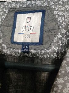Men's Blue Printed Button-Down Shirt