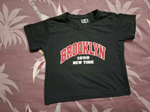 Black "Brooklyn 1898" Graphic Crop Top / Baby Tee