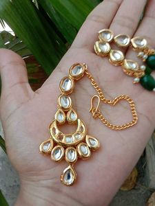 Gold Plated Kundan Maang Tikka Set