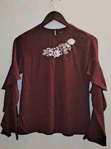 Ruffled Sleaves Top