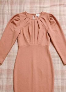 Elegant Pink Pleated Sleeve Dress