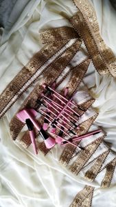 floozy 24 professional makeup brushes