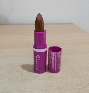 Avon Simply Pretty Lipstick Coffee Bean