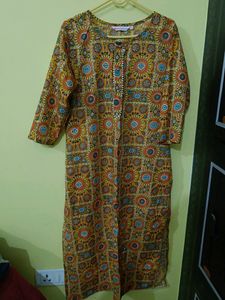 Kurta Pant Set With Dupatta