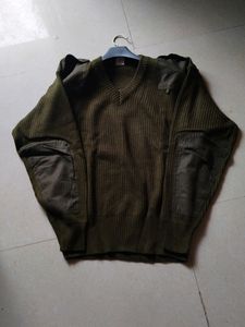 Men Sweater.... Without Used..