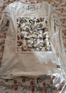 lot of 5 tops and shorts