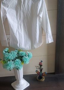 “Classic White Formal Shirt – Perfect for Intervie