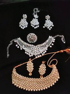 silver and golden set