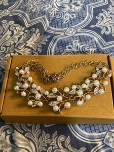 Exquisite Pearl &amp; Crystal Statement Necklace