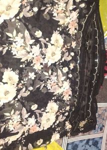 Elegant Floral Print Saree