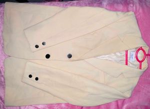 Butter yellow 💛 Chic Cream Oversized Blazer