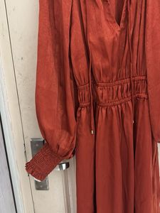 Elegant Rust Colored Midi Dress