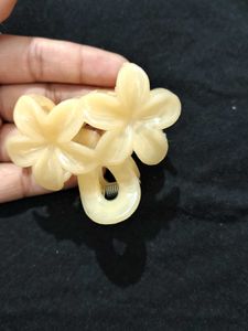 Set of 3 Flower Hair Claw Clips