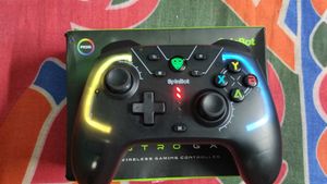 SpinBot Wireless Gaming Controller