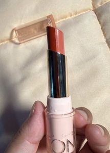 Vibrant Orange Red lipbalm