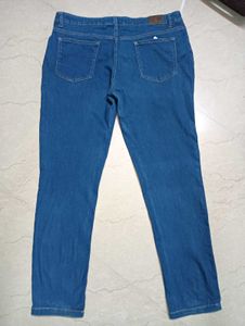 Stylish Blue Denim Jeans