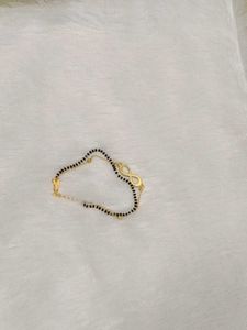 Elegant Infinity Bracelet