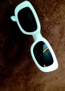 Trendy White Rectangular Sunglasses